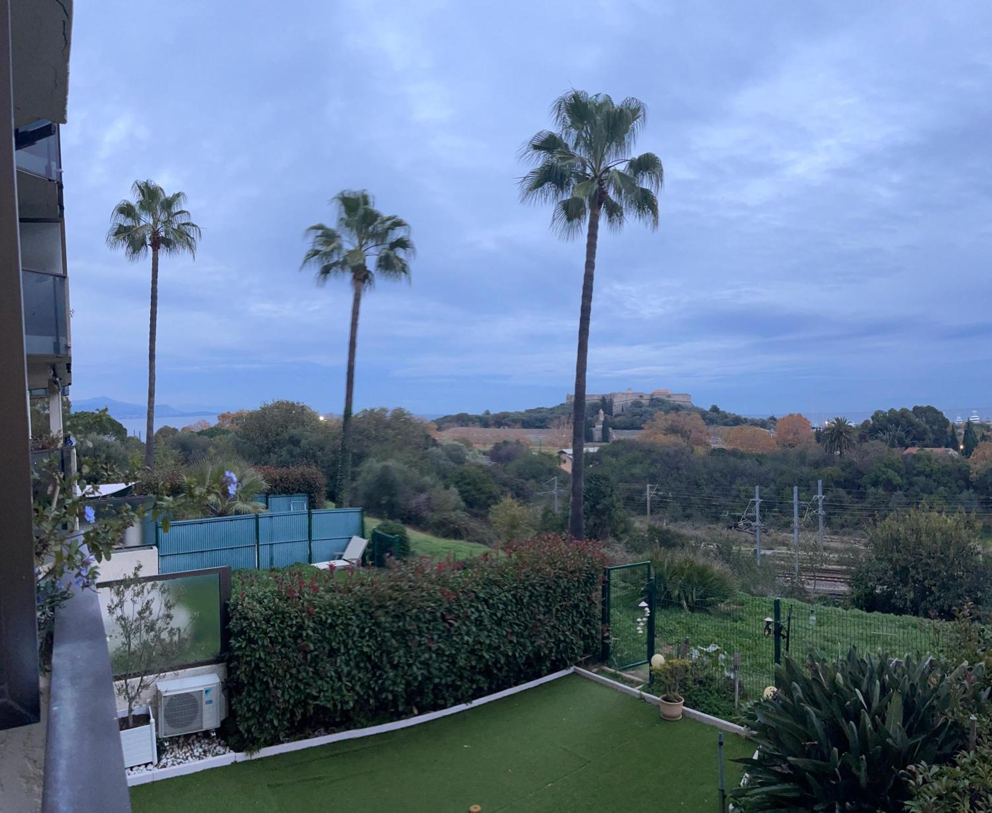 Studio A 2 Pas De La Plage Villeneuve-Loubet Esterno foto